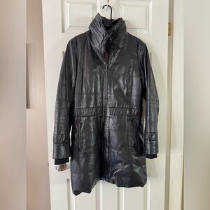Danier Black Leather Puffer Winter Coat Women’s Size M Heavyweight Funnel Neck